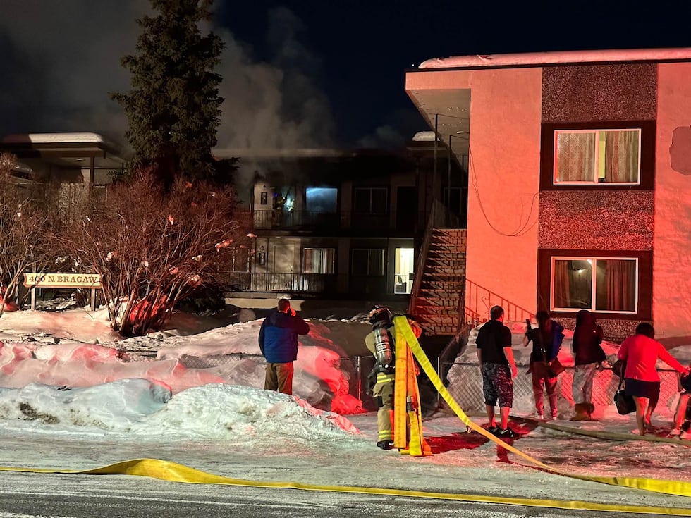 An apartment complex went up in flames Wednesday night in Mountain View.