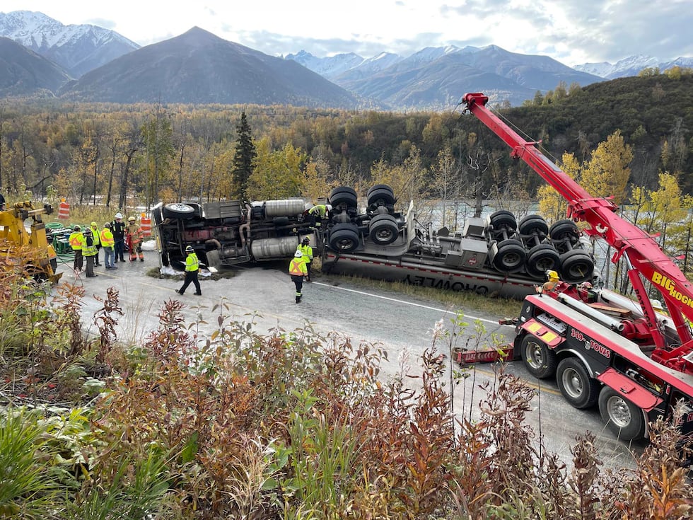 Glenn Highway closed near Kings River after fuel tanker rollover