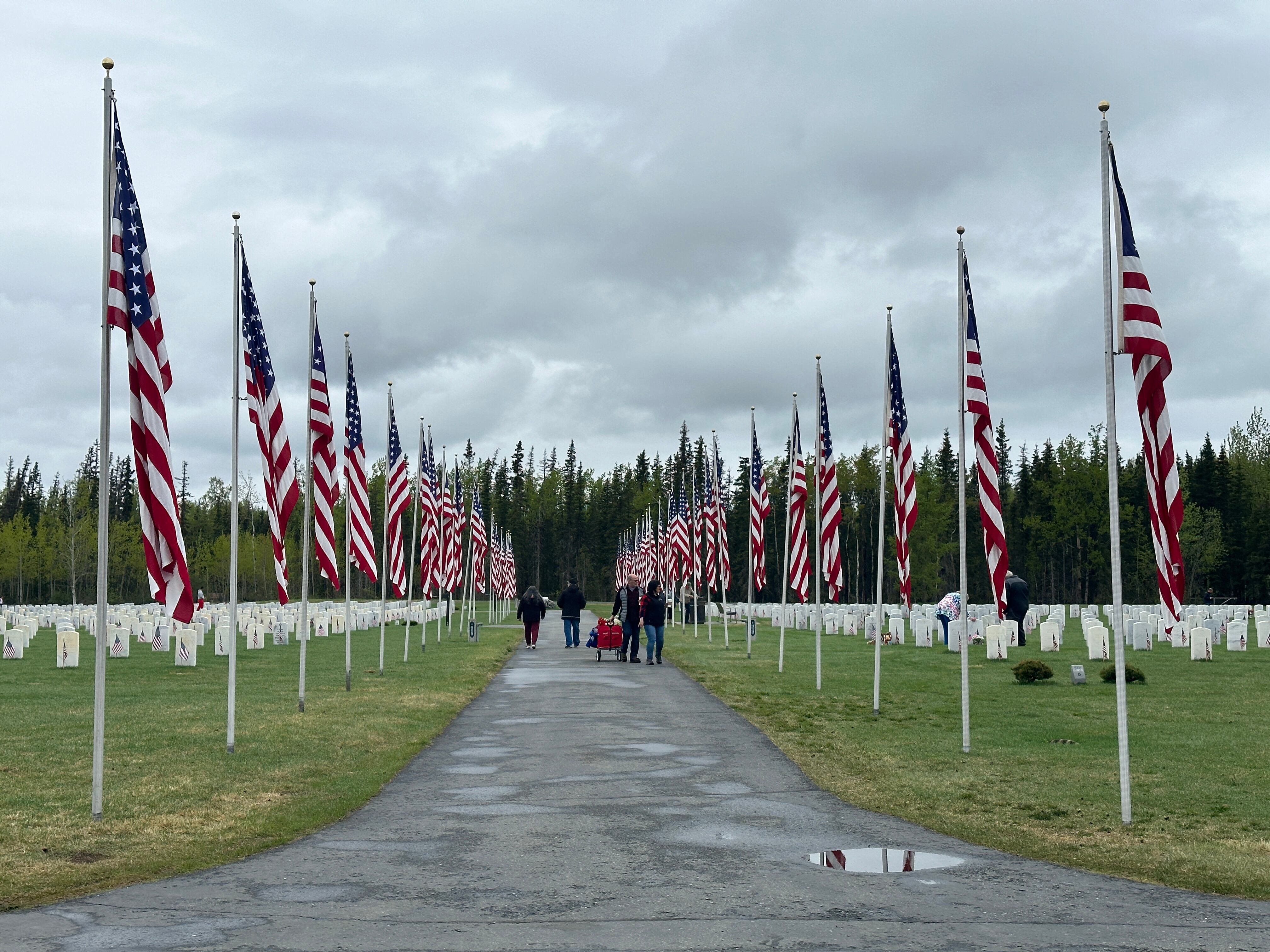 Joint Base Elmendorf-Richardson remembers fallen soldiers on Memorial Day - Vimarsana News
