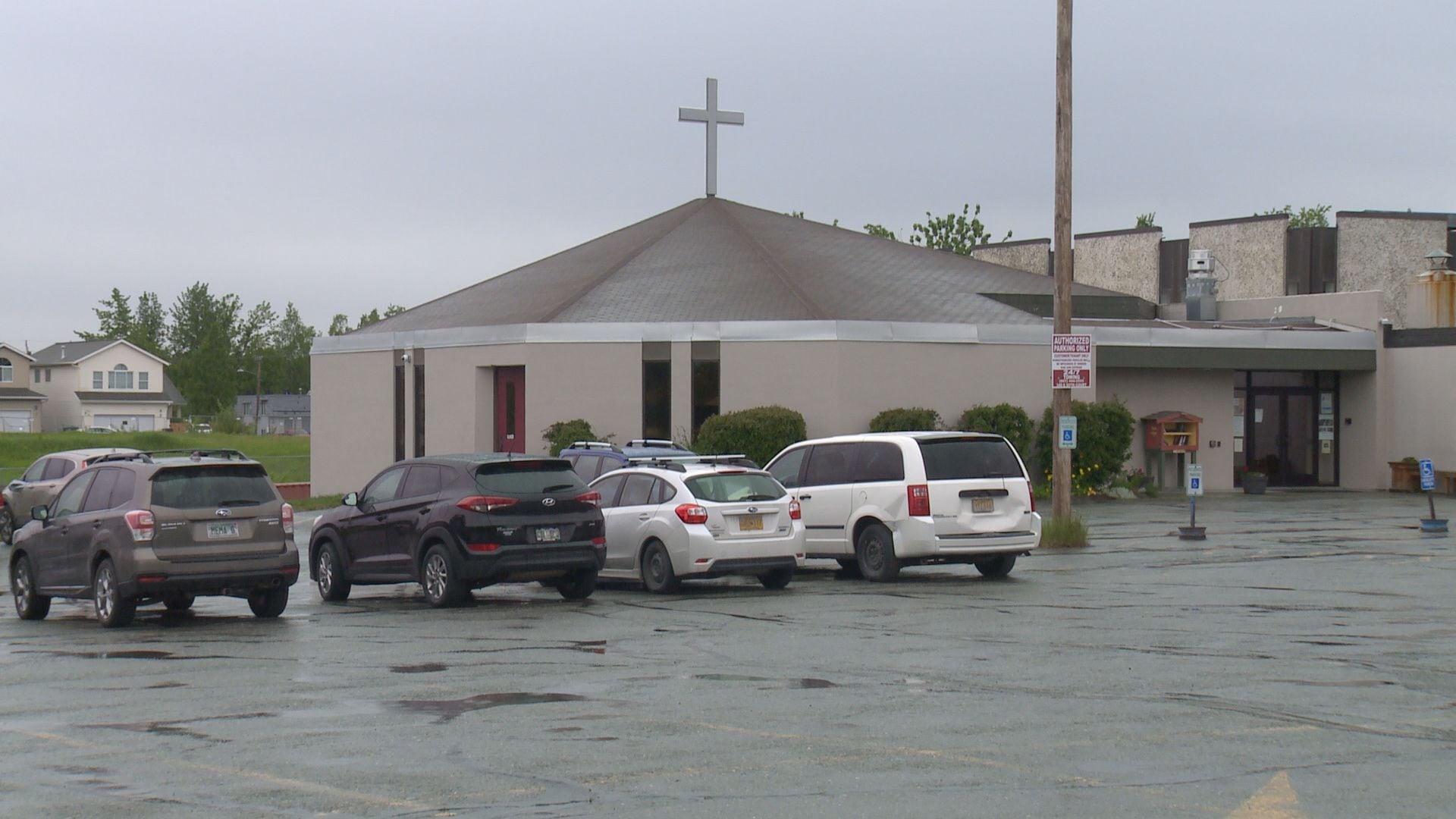 Anchorage church plans to welcome homeless seniors to tiny houses - Vimarsana News
